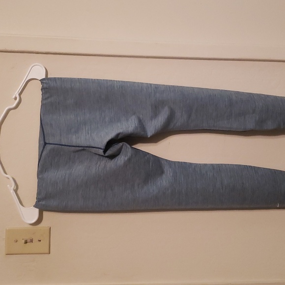 Women's Nike Dri Fit blue Leggings size medium - Picture 6 of 6